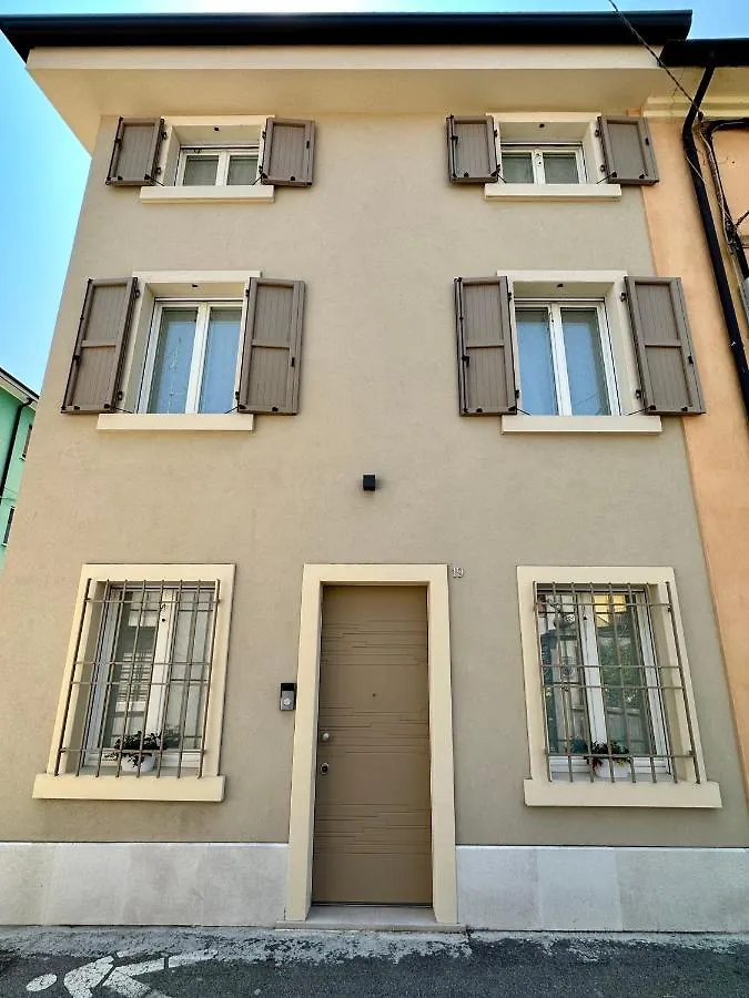 Guest house L'Oleandro Hotel Valeggio sul Mincio Italy